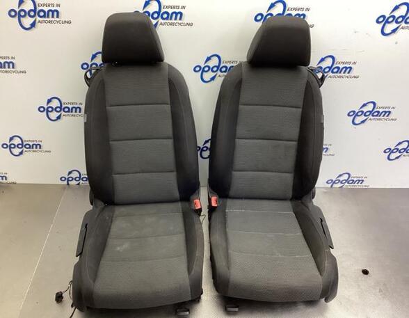 Seats Set VW GOLF VI Convertible (517)