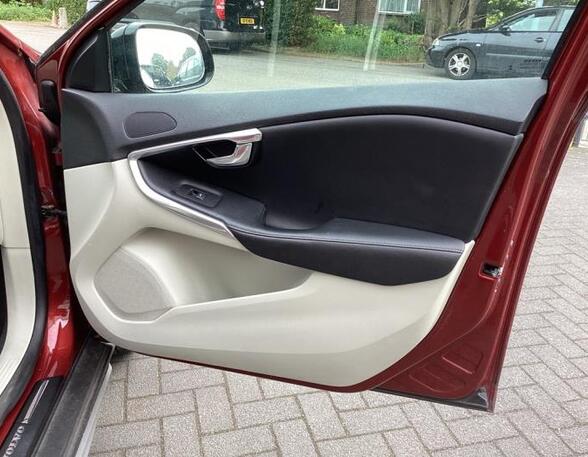 Seats Set VOLVO V40 Hatchback (525, 526), VOLVO V40 Cross Country (526)