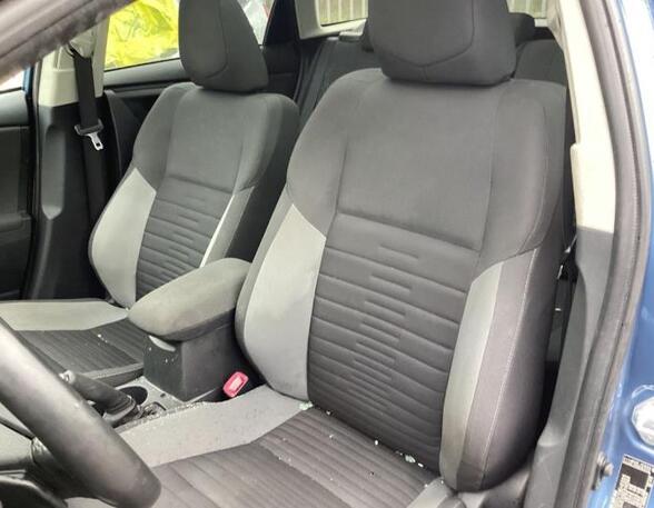 Seats Set TOYOTA AURIS Estate (_E18_), TOYOTA AURIS (_E18_), TOYOTA AURIS (_E15_)