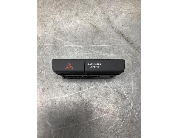 Switch for hazard light SUZUKI IGNIS III (MF)