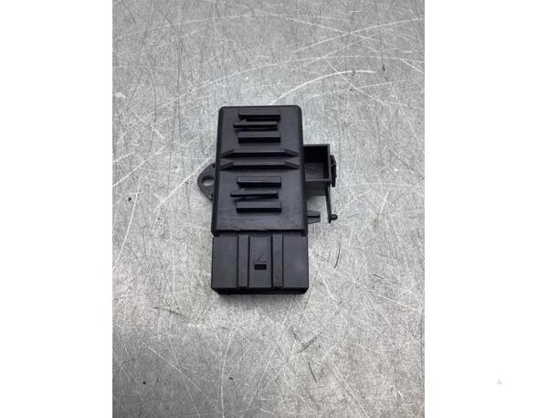 Control unit for seat heating AUDI A1 Sportback (8XA, 8XF), AUDI A1 (8X1, 8XK)