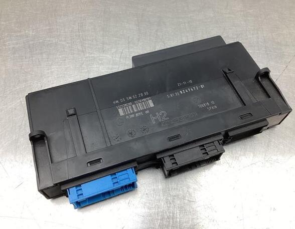 Control unit for door drawing support BMW 1 (E87), BMW 1 (E81), BMW 1 Coupe (E82)