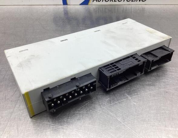 Control unit for door drawing support BMW 3 (E46)