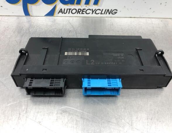 Control unit for door drawing support BMW 1 (E87), BMW 1 (E81), BMW 1 Coupe (E82)