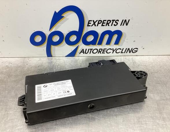 Control unit for door drawing support BMW 1 Coupe (E82)