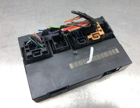 Control unit for door drawing support SEAT LEON (1P1)