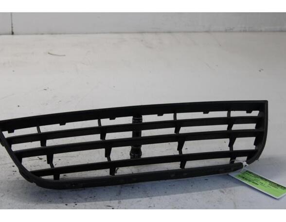 Ventilatiegrille bumper VW POLO (9N_), VW POLO Saloon (9A4, 9A2, 9N2, 9A6)