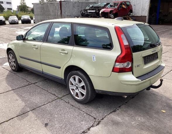 Bumper VOLVO V50 (545)