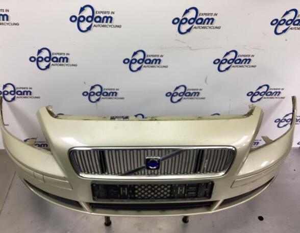 Bumper VOLVO V50 (545)