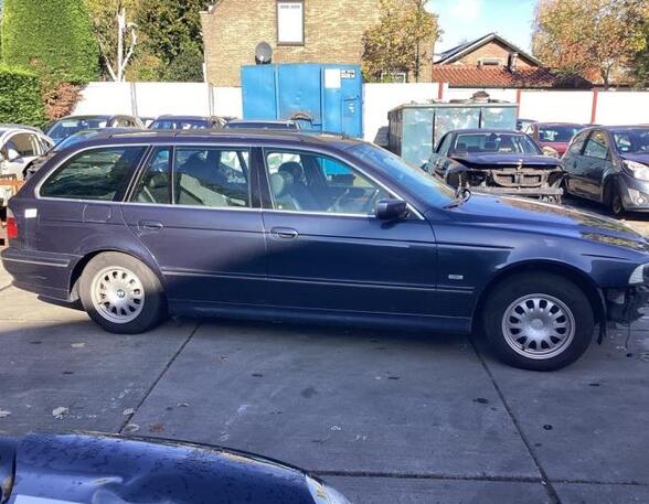 Kotflügel rechts vorne BMW 5er Touring E39  P17519741