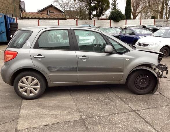 
Tür rechts hinten Suzuki SX4  6800379J00000 P20571045
