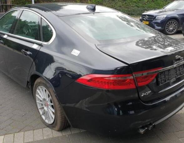 Tür links vorne Jaguar XF II X260 XXXXX P10504408