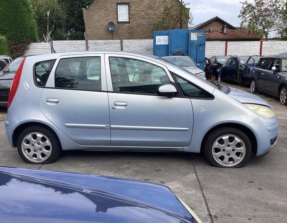 
Tür rechts hinten Mitsubishi Colt VI Z2, Z3 MN161892 P21182315
