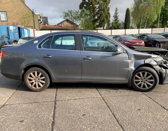 
Tür rechts hinten VW Jetta III 1K2  P20780320
