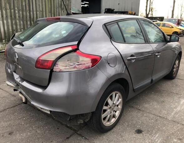 
Tür rechts hinten Renault Megane III Schrägheck BZ 821006386R P21111920
