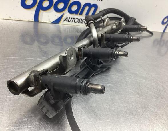 Injector Nozzle VW PASSAT Variant (3B6)