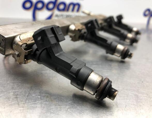 Injector Nozzle OPEL CORSA D (S07)