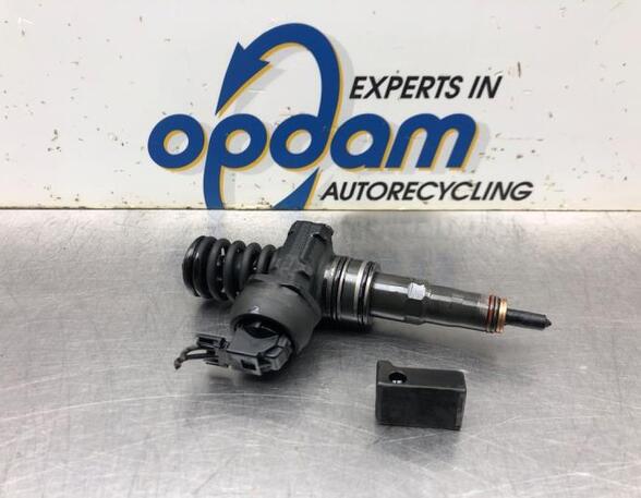 Injector Nozzle VW TOURAN (1T1, 1T2), VW TOURAN VAN (1T1, 1T2)