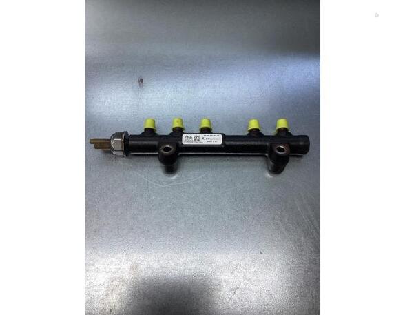 Fuel Distributor PEUGEOT 308 II (LB_, LP_, LW_, LH_, L3_)