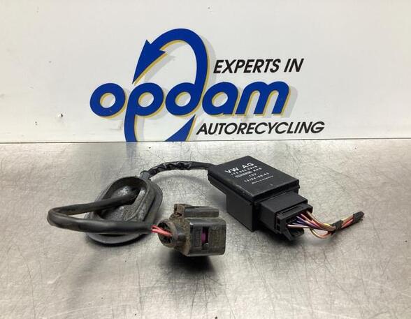 Fuel Pump Relay VW TOURAN (1T1, 1T2)