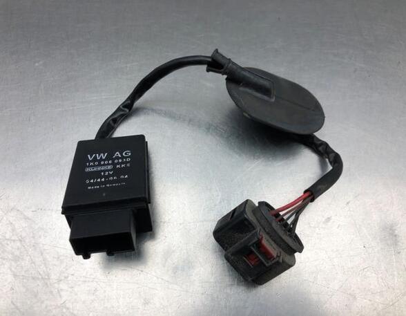 Fuel Pump Relay VW GOLF V (1K1)