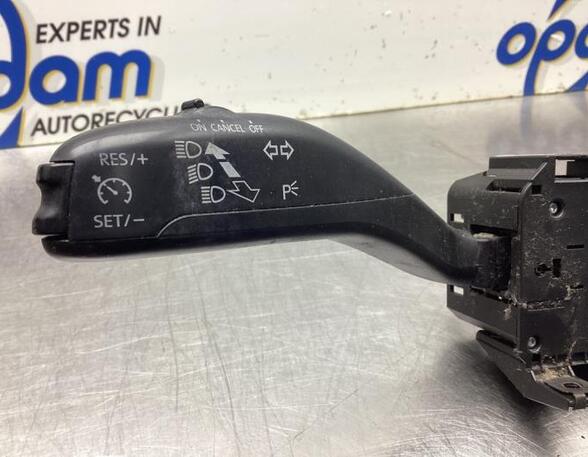 Steering Column Switch SKODA FABIA II Combi (545), SKODA ROOMSTER (5J7), SKODA ROOMSTER Praktik (5J)