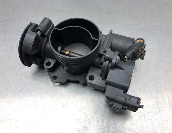 Throttle Body PEUGEOT 206 CC (2D), CITROËN SAXO (S0, S1), PEUGEOT 106 II (1A_, 1C_), CITROËN C5 I (DC_)