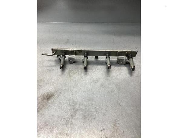 Petrol Fuel Rail SUZUKI SWIFT III (MZ, EZ)