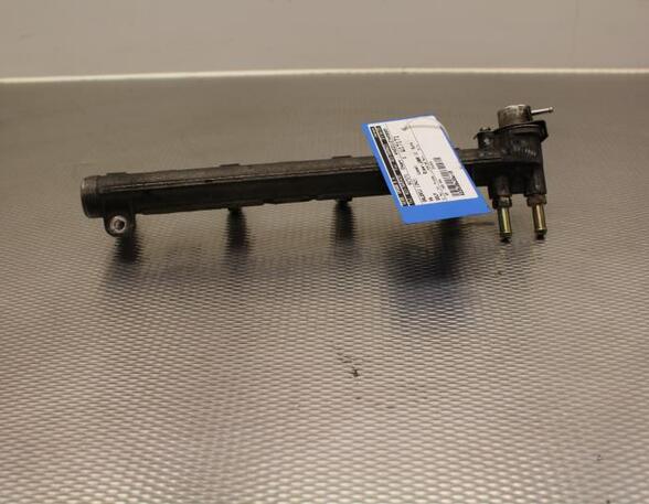 Petrol Fuel Rail VW GOLF IV (1J1)