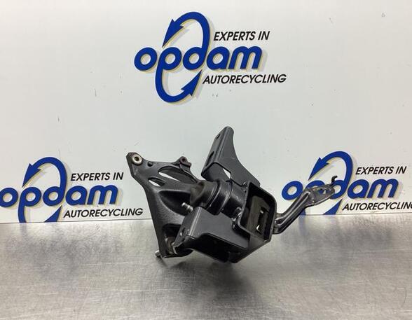 Engine Mount Bracket TOYOTA VERSO S (_P12_)