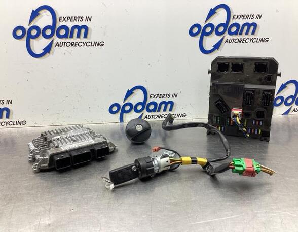 Control unit for engine PEUGEOT 1007 (KM_)