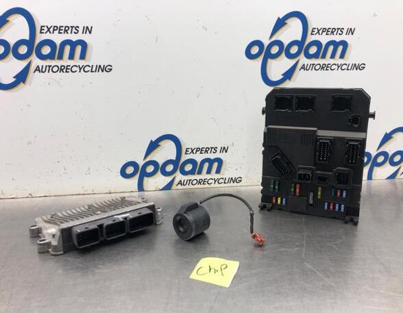 Control unit for engine PEUGEOT 206 SW (2E/K)