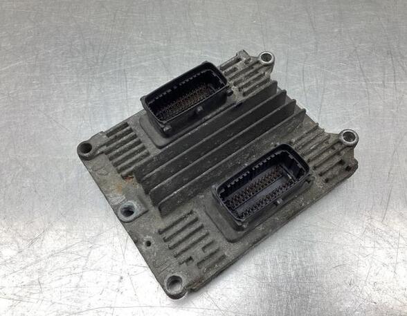 Control unit for engine OPEL ZAFIRA A MPV (T98)