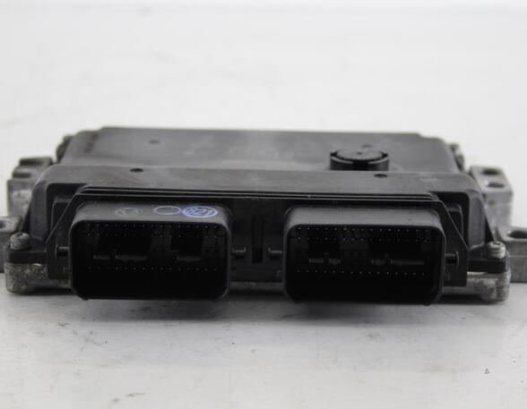 Control unit for engine SUZUKI SWIFT III (MZ, EZ)