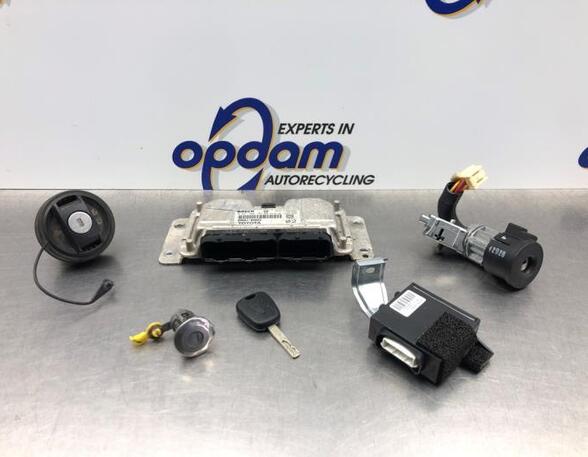 Control unit for engine PEUGEOT 107 (PM_, PN_), TOYOTA AYGO (_B1_), CITROËN C1 (PM_, PN_)