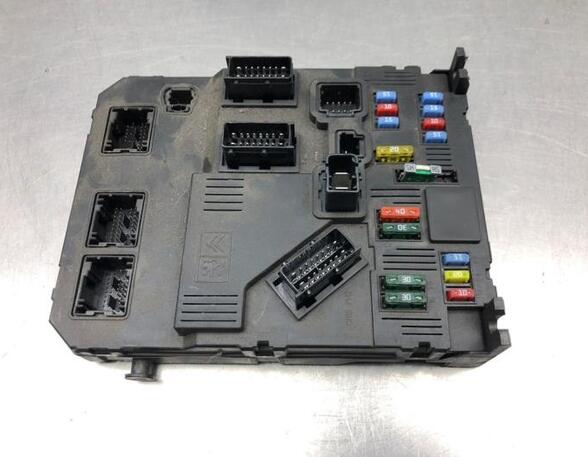 Control unit for engine PEUGEOT 1007 (KM_)