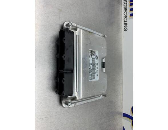 Control unit for engine VW GOLF V (1K1)