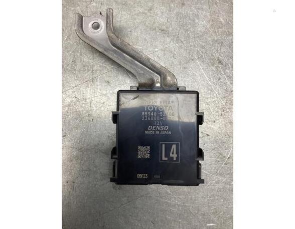 Wash Wipe Interval Relay TOYOTA YARIS CROSS (MXP_)