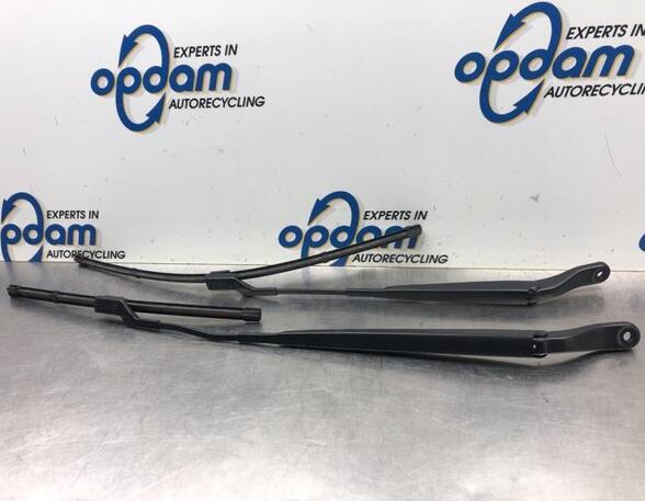 Wiper Arm OPEL CORSA F (P2JO)