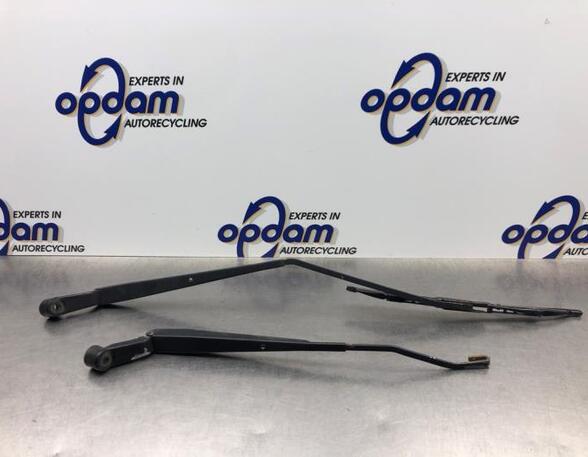 Wiper Arm NISSAN PIXO (UA0)