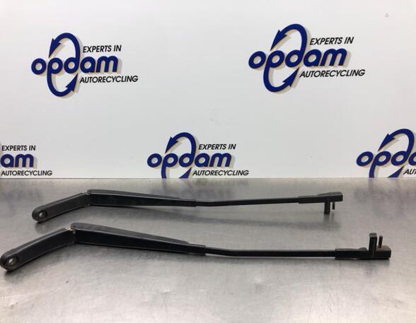 Wiper Arm VW TOURAN (1T1, 1T2), VW TOURAN VAN (1T1, 1T2), VW TOURAN (1T3)