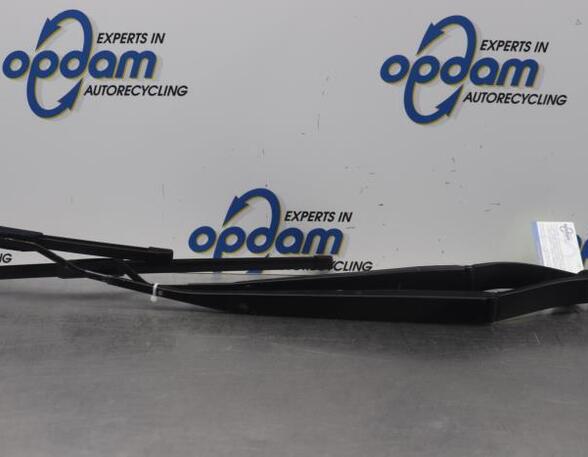 Wiper Arm KIA CARENS III MPV (UN)