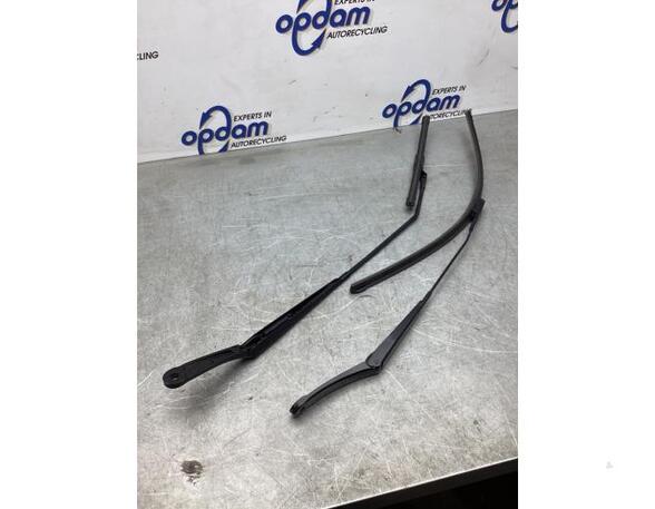 Wiper Arm FORD PUMA (J2K, CF7)