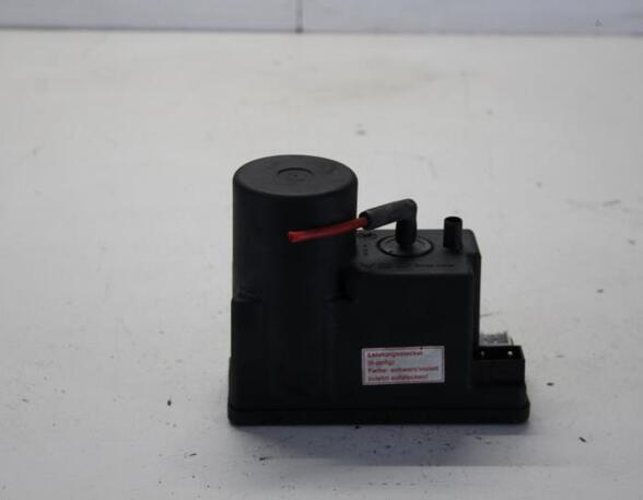 Central Locking Pump AUDI A4 (8D2, B5)