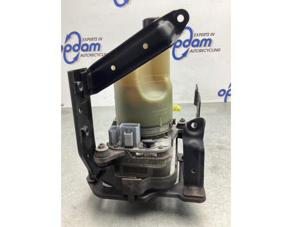 Power steering pump VOLVO C70 II Convertible (542)