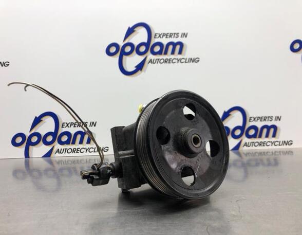 Power steering pump FORD FOCUS Turnier (DNW)