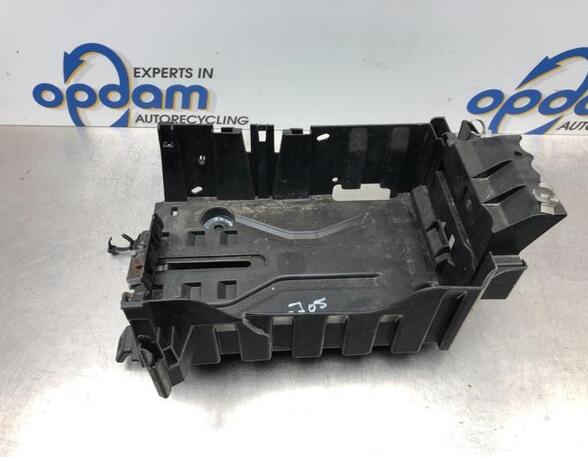 Battery holder OPEL CORSA E (X15)