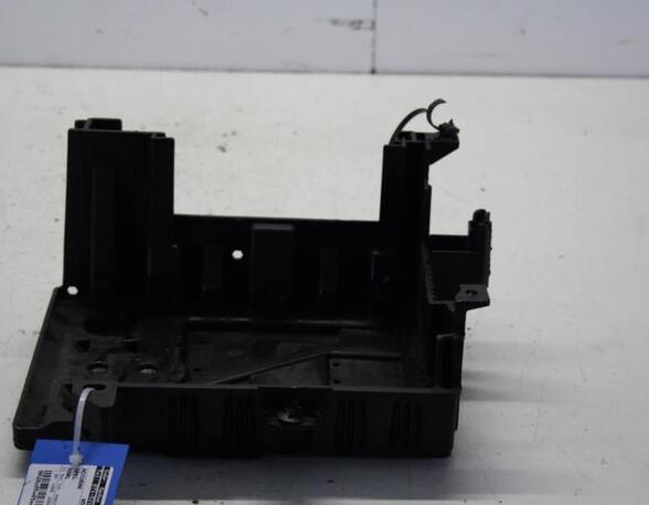 Battery holder OPEL KARL (C16)