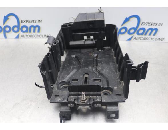 Battery holder OPEL CORSA E (X15)