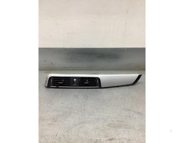 Dashboard ventilation grille BMW 1 (F20)